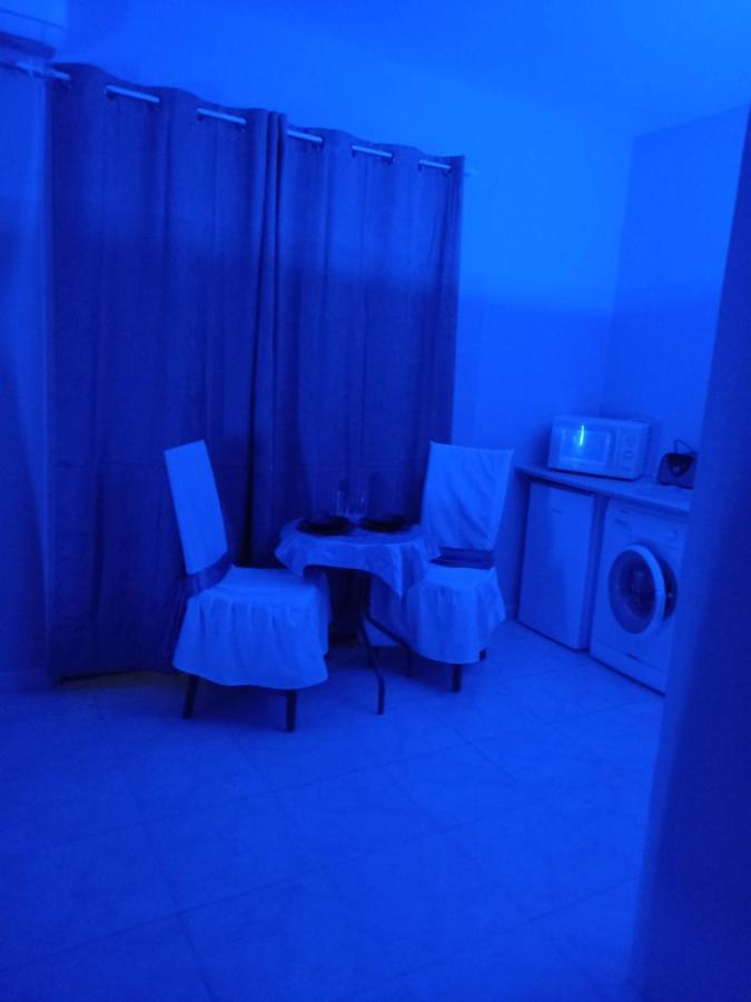 Old Town Studio Apartment Lárnaca Exterior foto